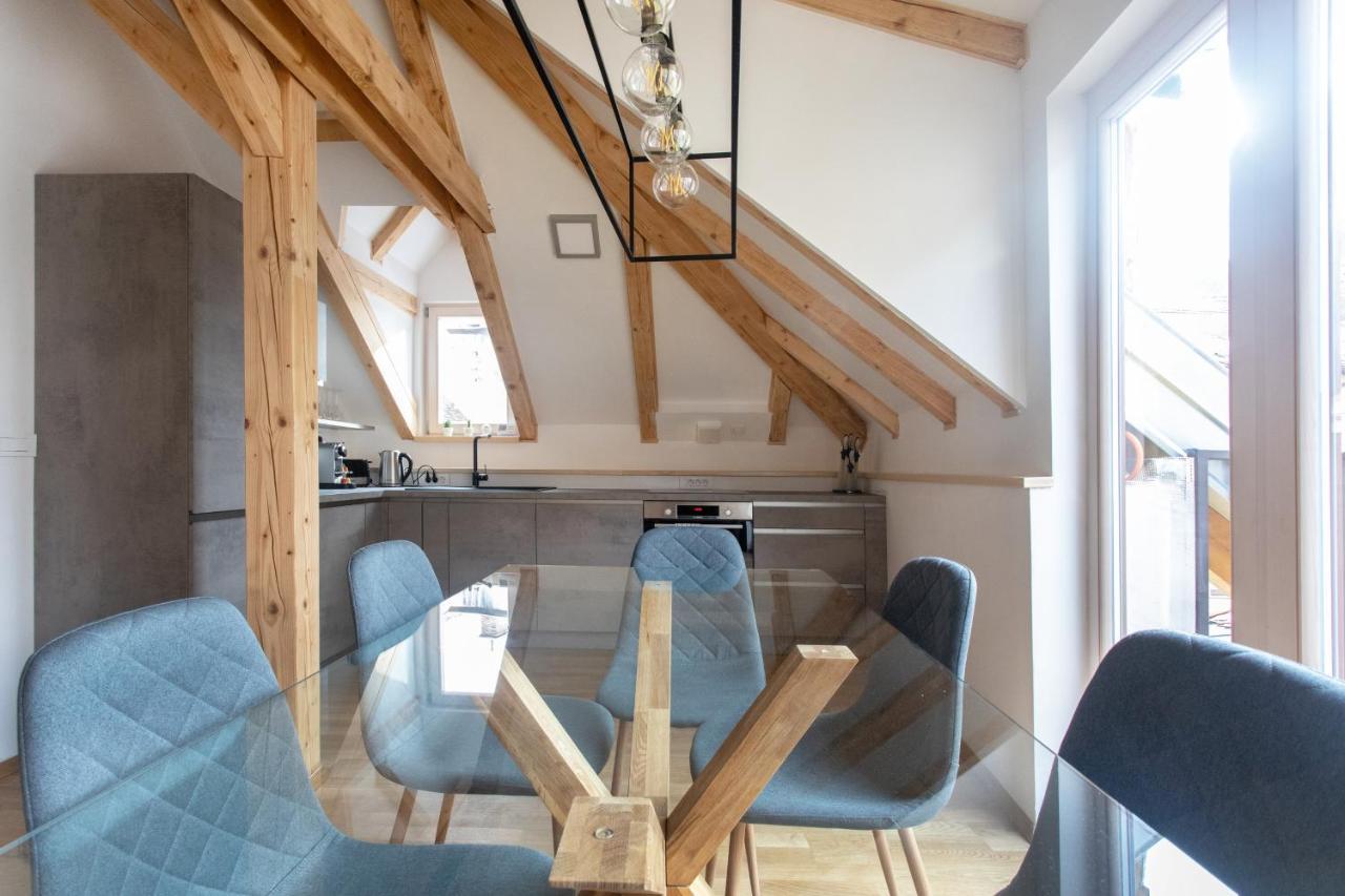 Bright & Spacious Loft In The Heart Of Old Town Ljubljana Exterior photo